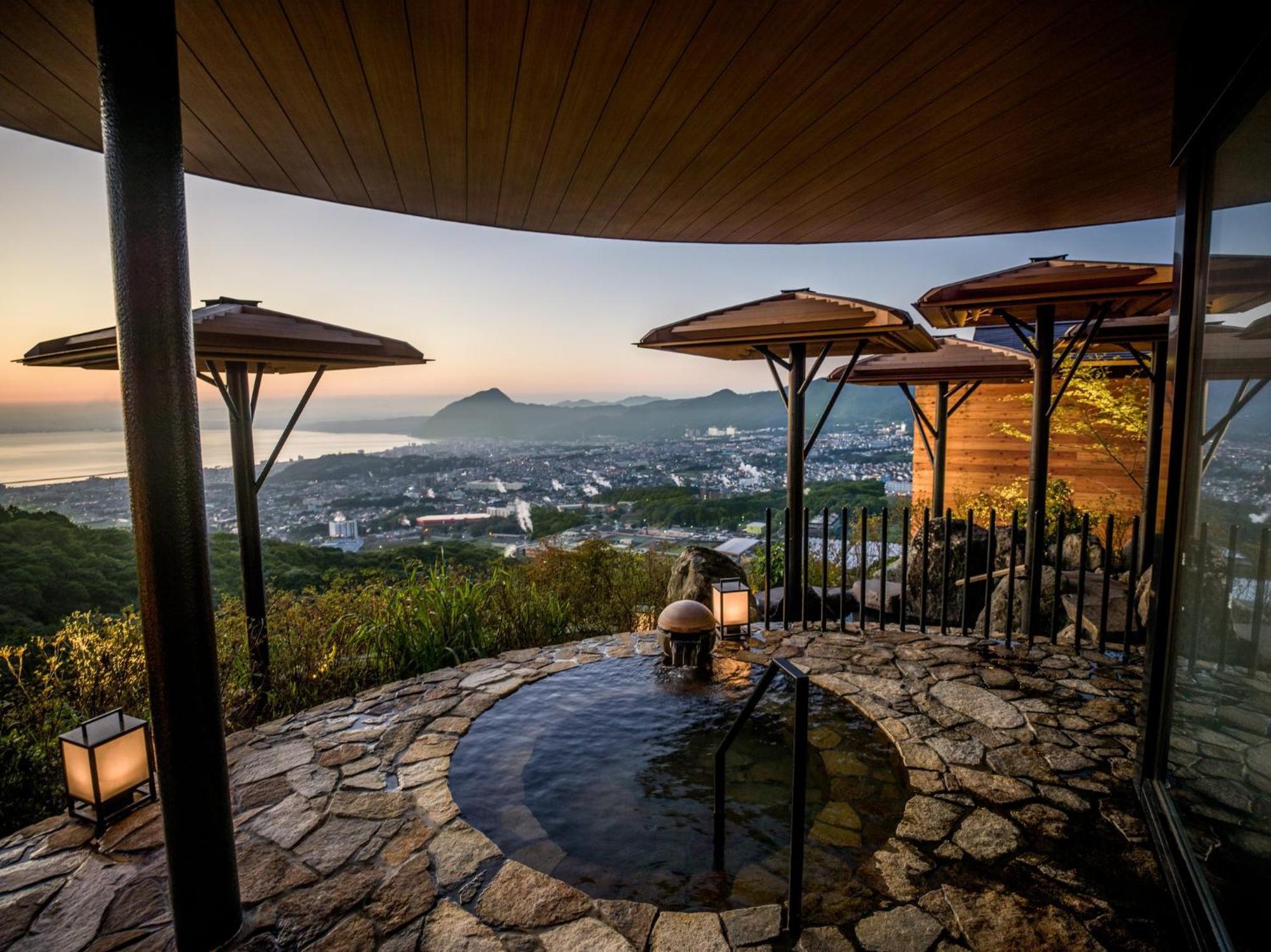 Ana Intercontinental Beppu Resort & Spa By Ihg Екстериор снимка